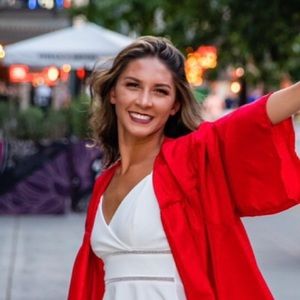 Meet your Posher, Katelyn